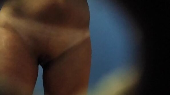 Çift penetrasyon ile ateşli dörtlü havuzda gerçekleşir türkçe genç porno izle
